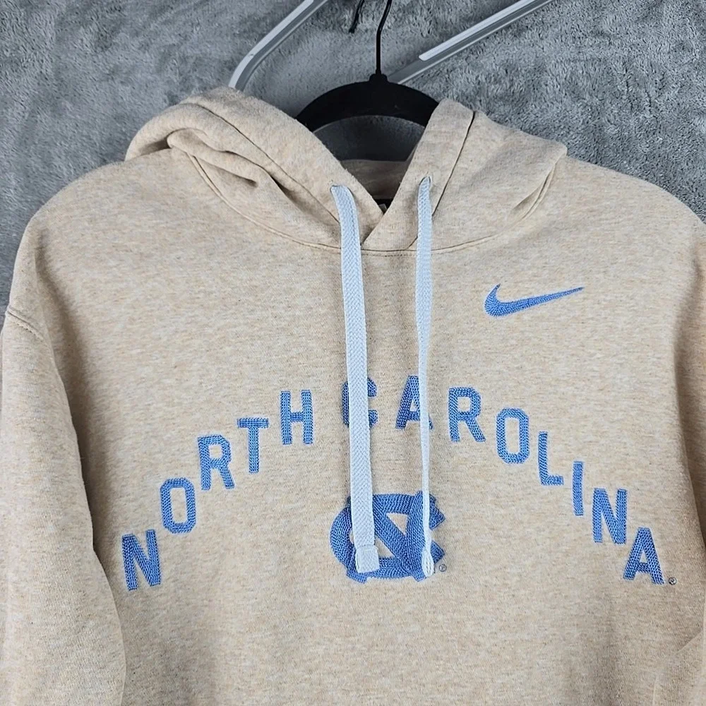 Nike‎ North Carolina Tar Heels Hoodie Womens XL Brown Club Fleece Pullover